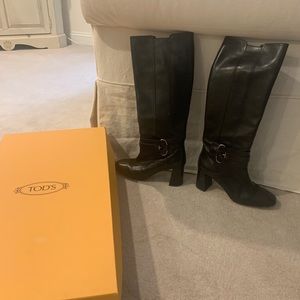 Tod’s tall leather boots. great condition with box